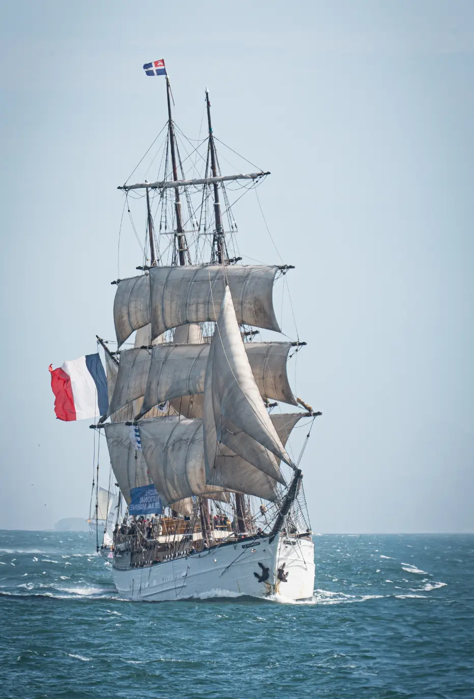 Vue de face du bateau