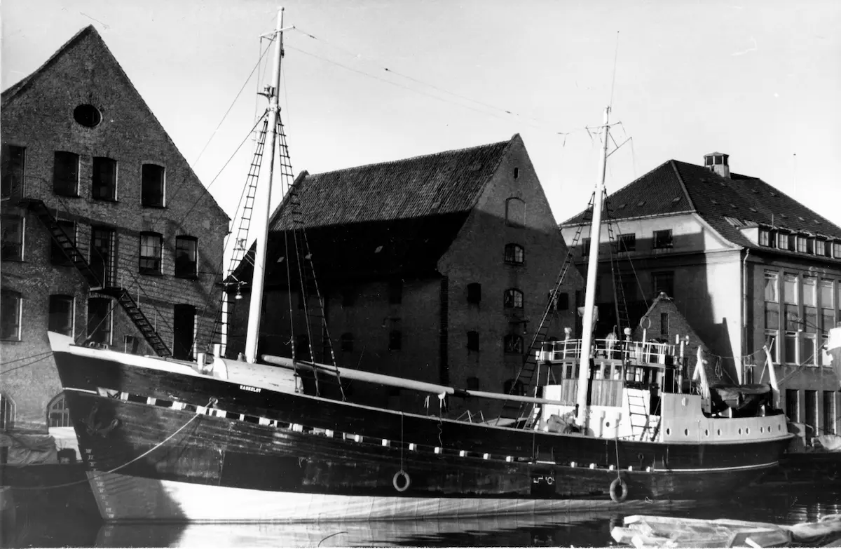 Le Kaskelott et ses deux mâts.